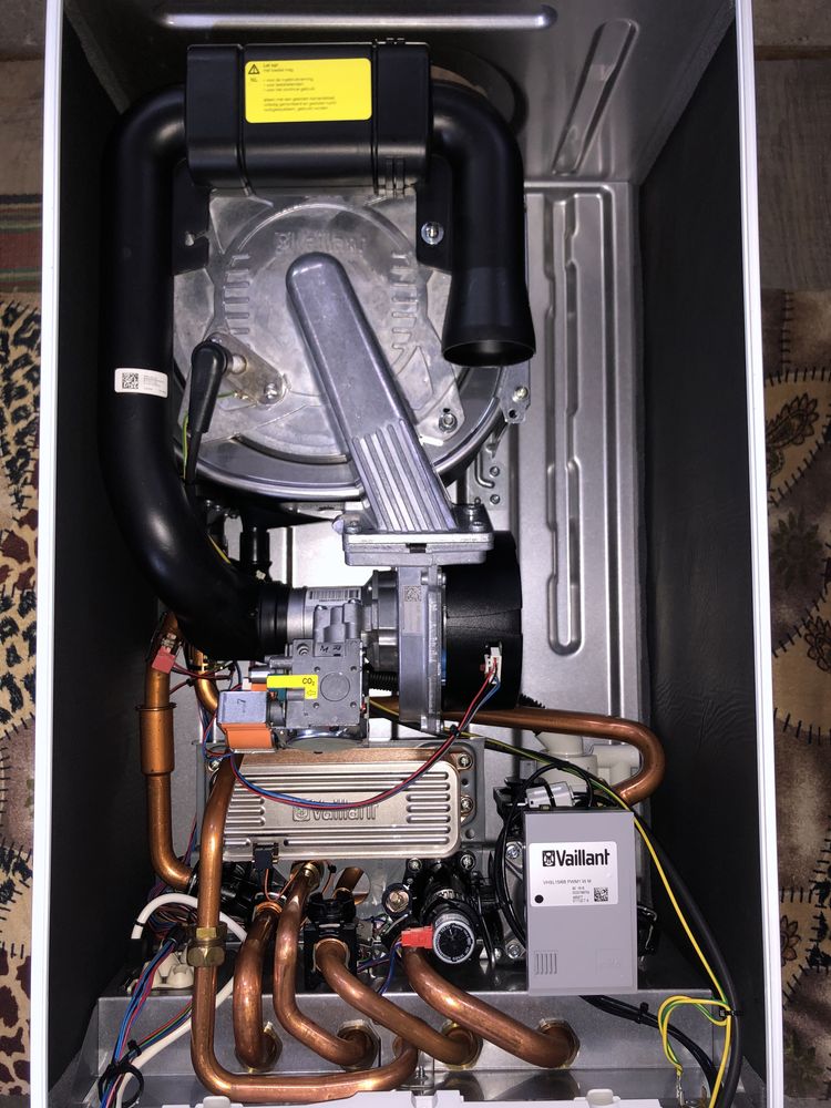 Газовий конденсаційний котел Vaillant T8 ecotec classic plus