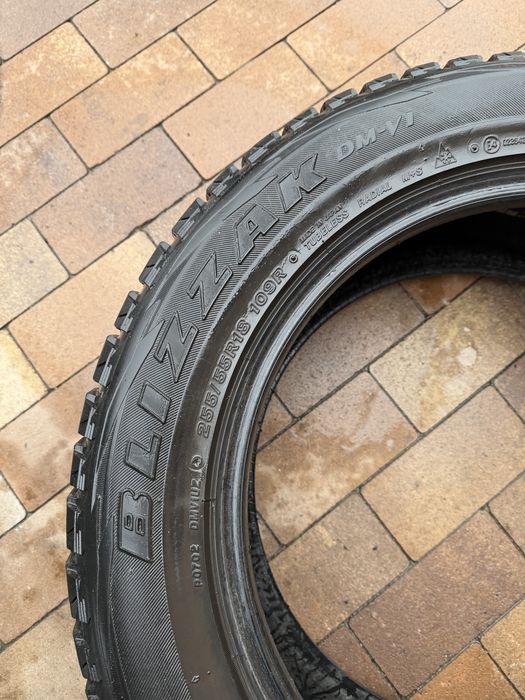 Зимові шини(резина) 255/55 R18 “Bridgestone” Blizzak DM-V1  - 4шт.