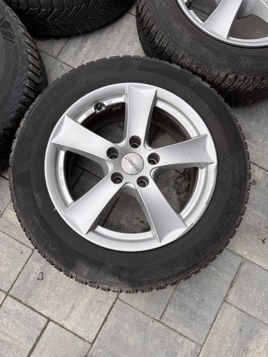 Kola felgi opony zimowe 205/60 R16 5x112 Audi A4 b9 VW Skoda