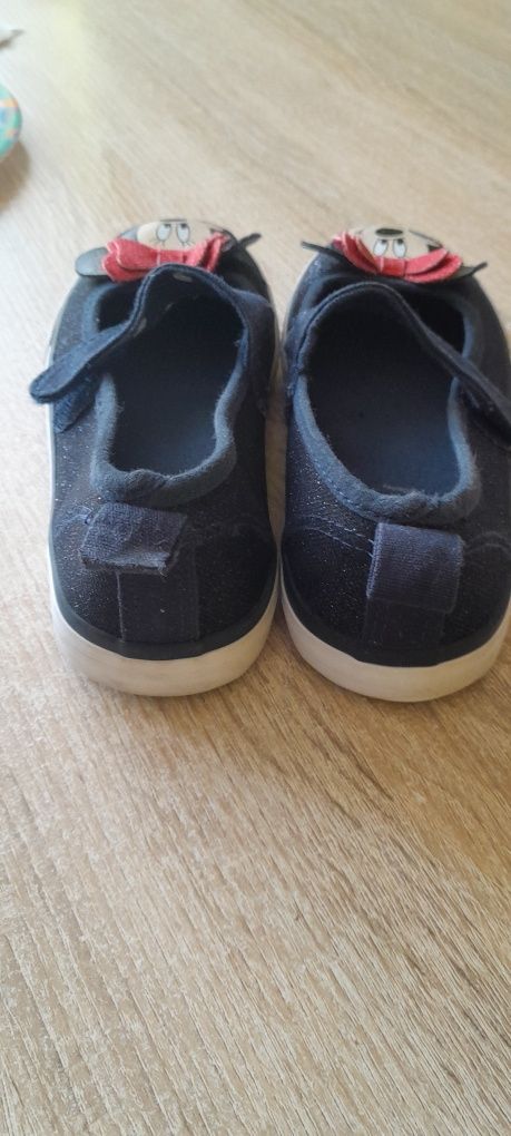 Balerinki  trampki Minnie Mouse rozmiar 29