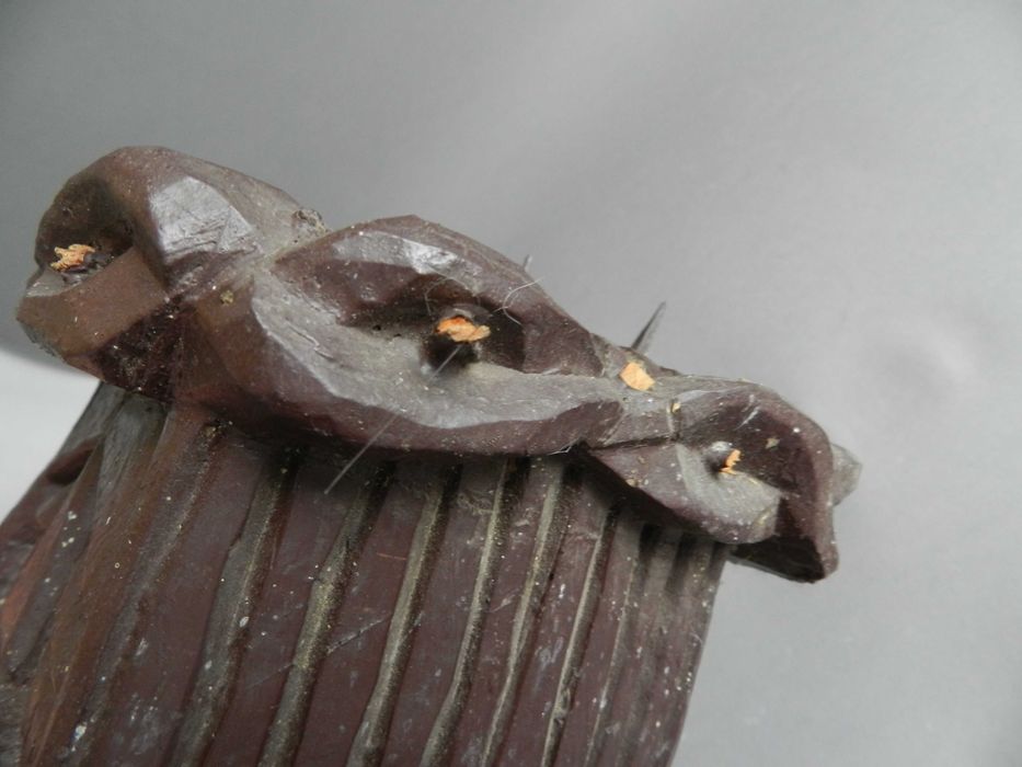 duża drewniana figura Chrystus Frasobliwy do kapliczki , sygnowany,