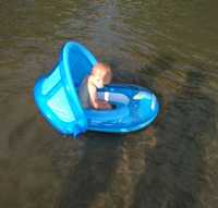 Для малюків плавати безпечно
