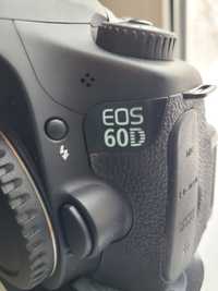 Новый Canon 60d 5900 пробег +обьективы,аксессуары