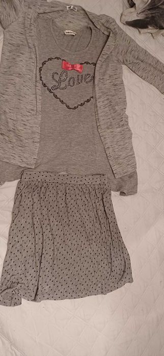Bluzka z sweterkiem i spódniczka rozmiar 122-140