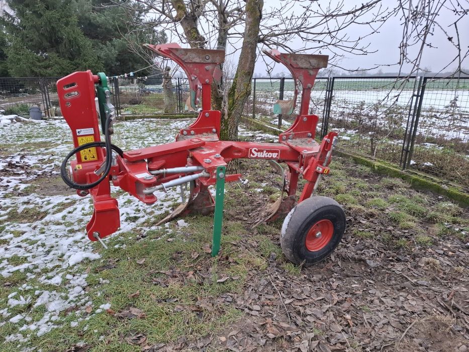 Pług 2 skibowy obrotowy