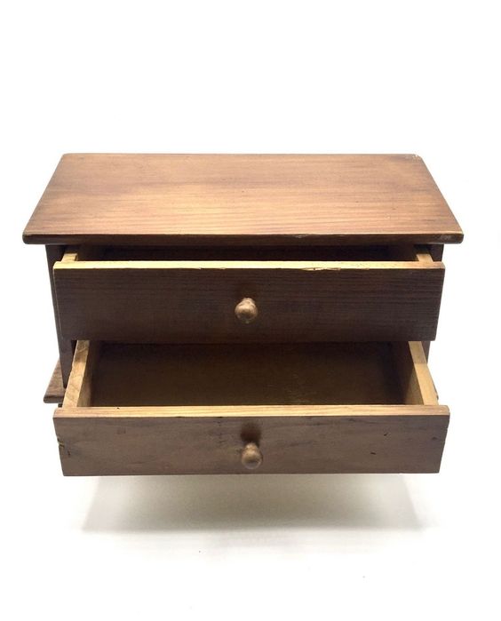 Guarda jóias comoda pequena antiga