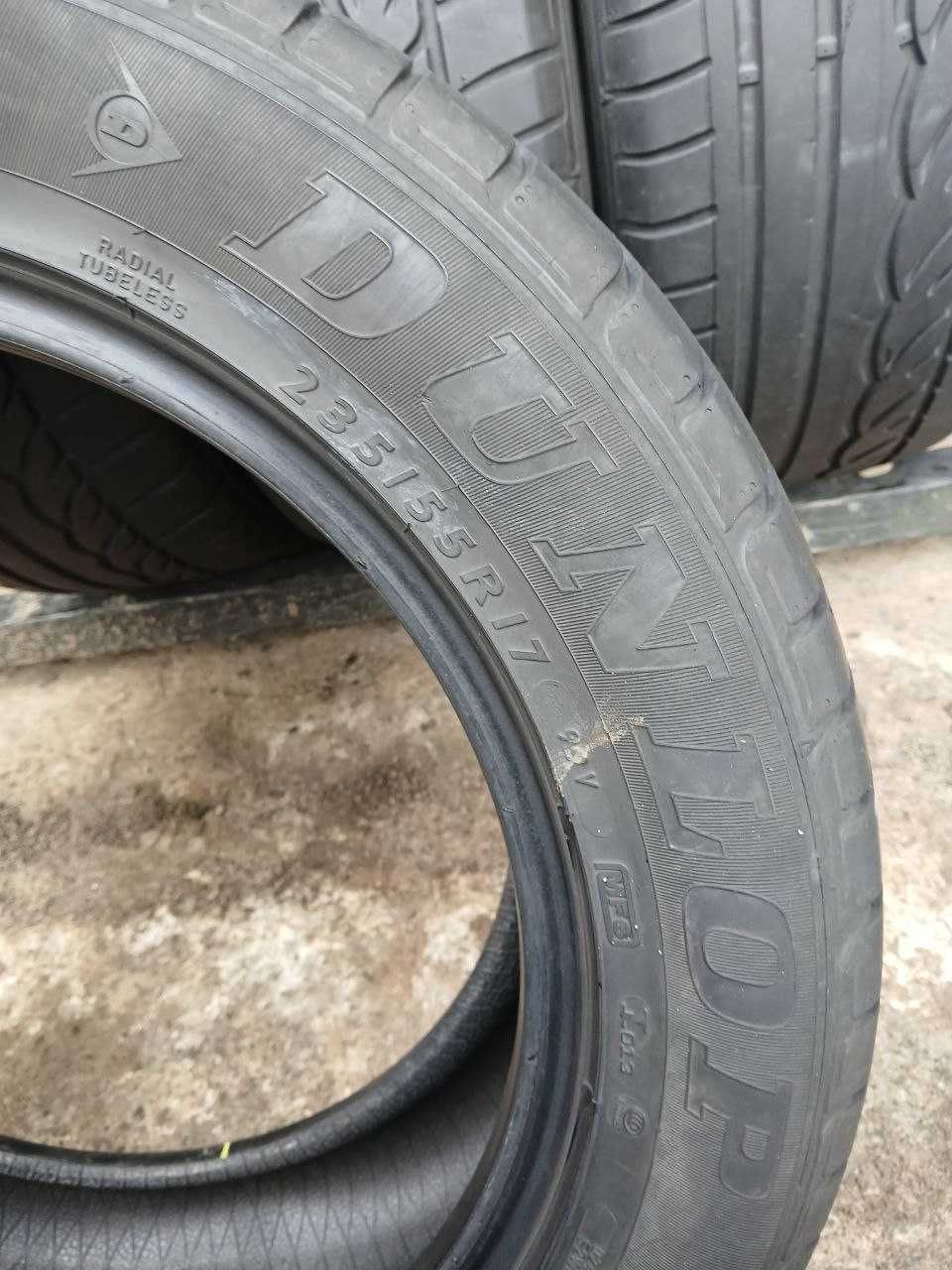 Шини Dunlop 235/55R17 4шт. Літо. (0422).