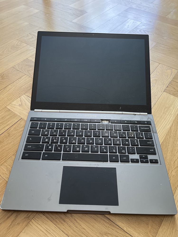 Chromebook na części