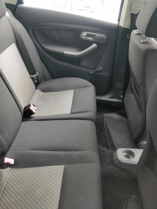 SEAT Ibiza 1.2 5lug 130 mil kms