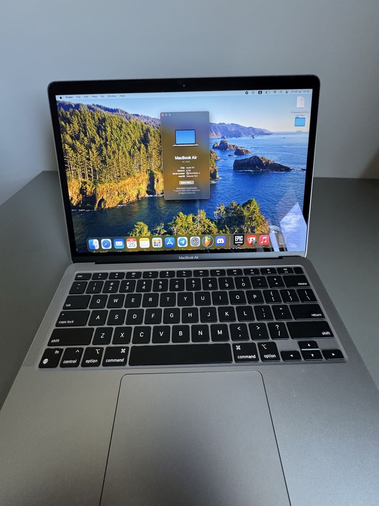 Macbook air m1 13” space gray