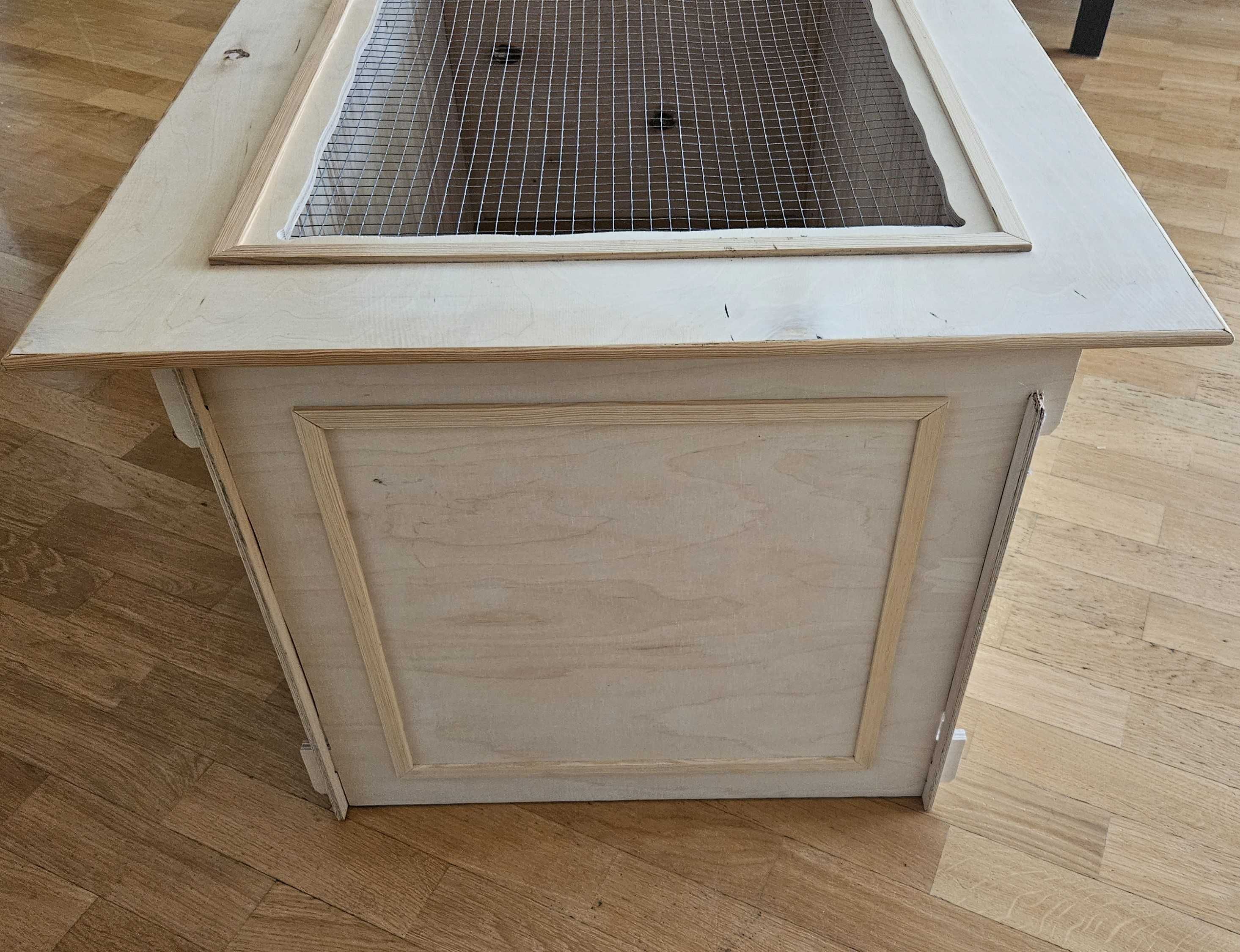 Klatka Wybieg Drewniany dla małych zwierząt otwierany dach 105x52x52
