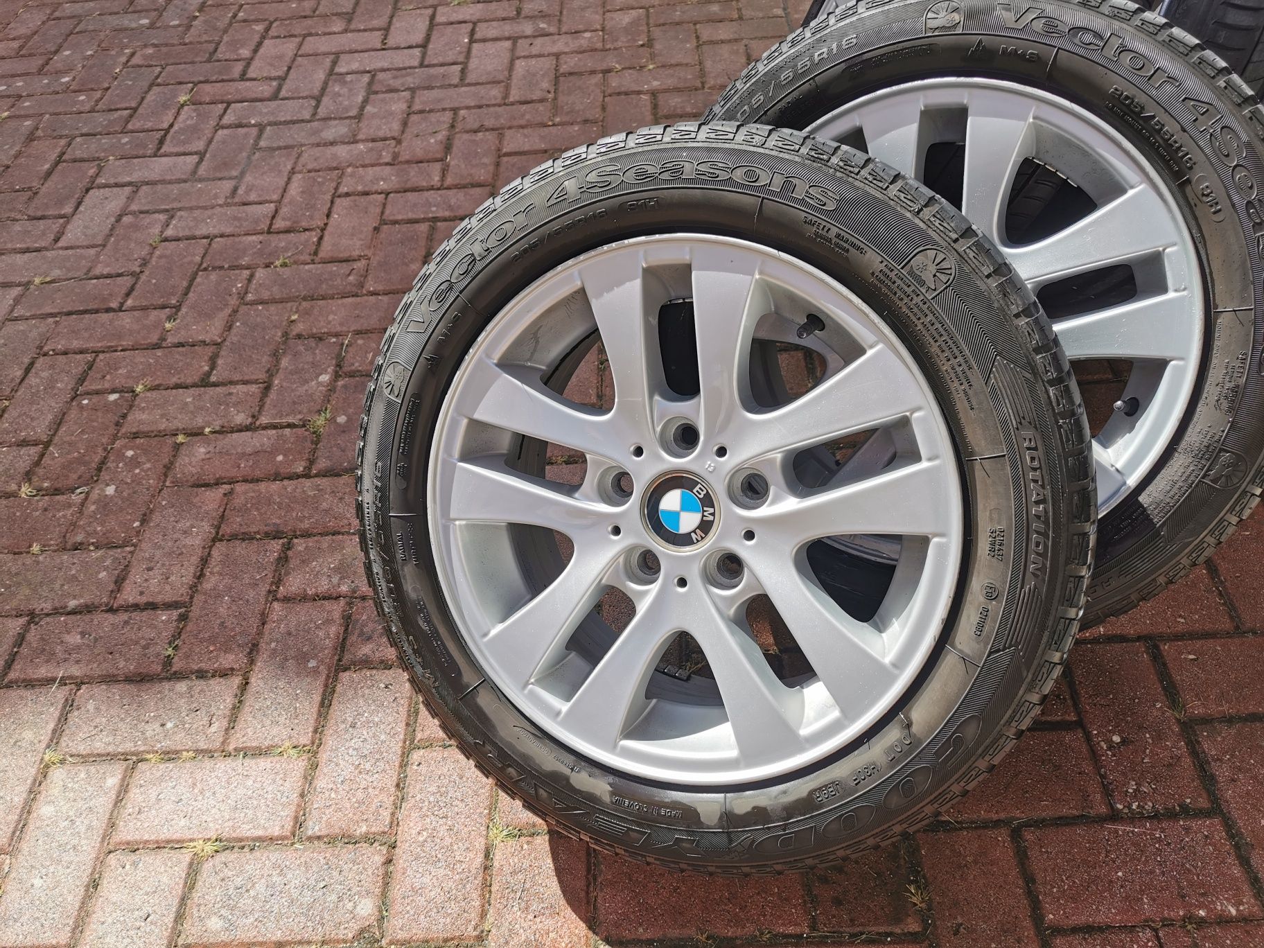 Vendo 4 jantes BMW Originais.