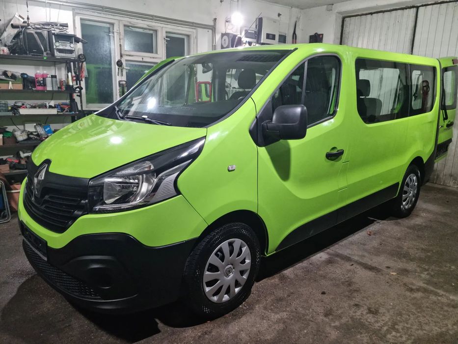 Renault Trafic 1.6D 8-Osobowy OryginalLakier Bezwypadk Piekny Stan z Niemiec Oplacony