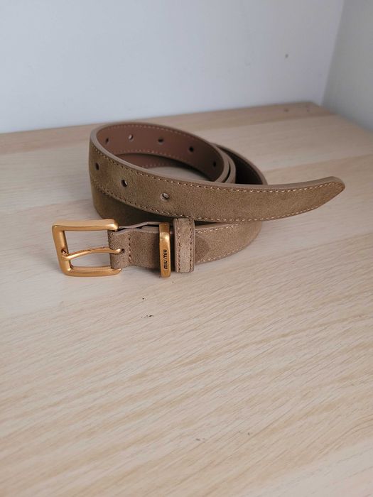 Zamszowy damski pasek 110 cm w kolorze khaki