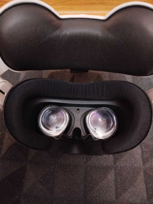 Meta Oculus Quest 2 128GB (окуляри VR)