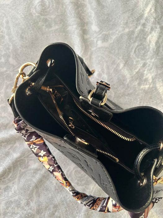 Mala Louis Vuitton nova