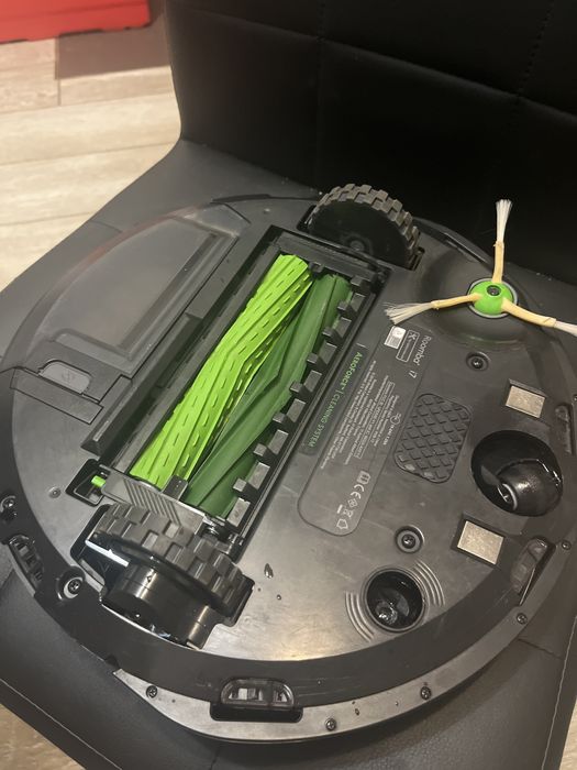 Roomba Robot i7 jak nowy