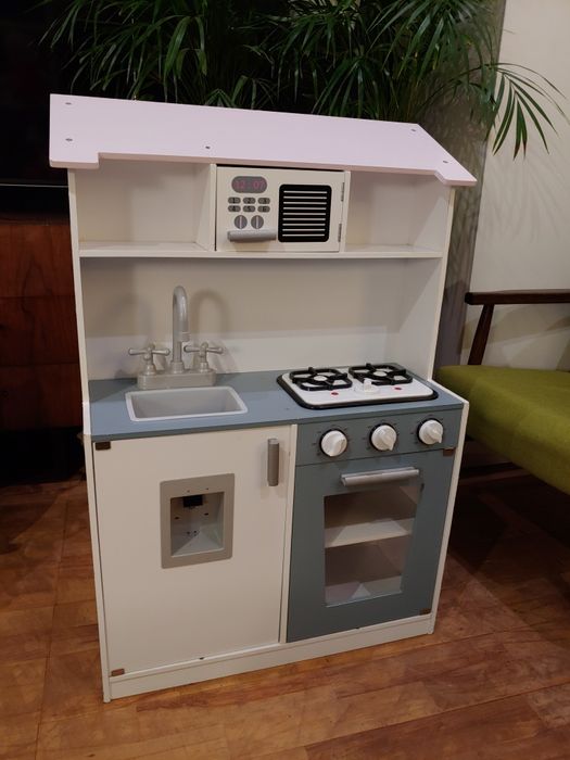 Kuchnia dla dzieci i domek dla lalek w jedym, 2 w 1 - super prezent