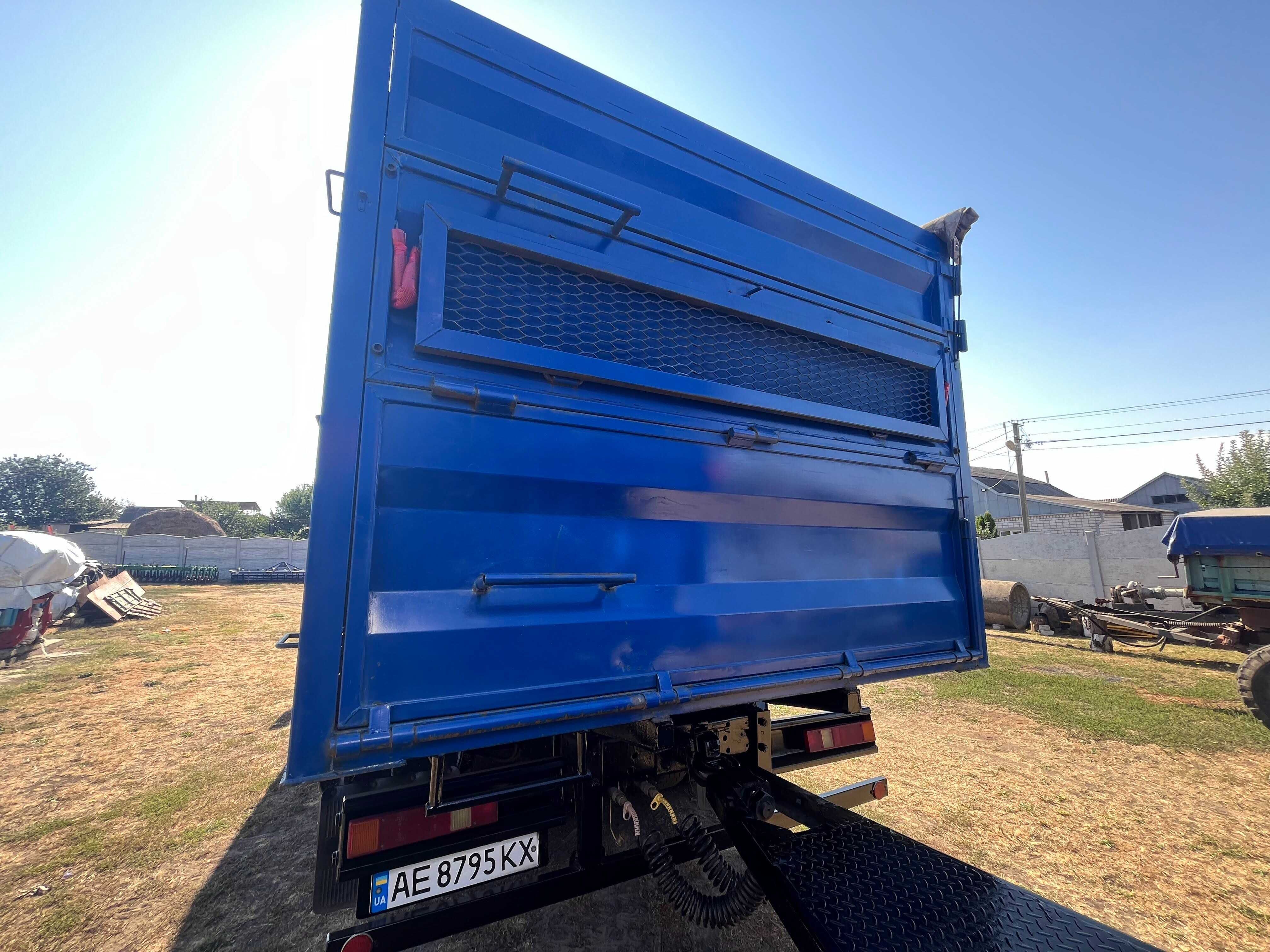 Камаз 53215 260 к.с. 2004р + причіп Нефаз 8332 2007р
