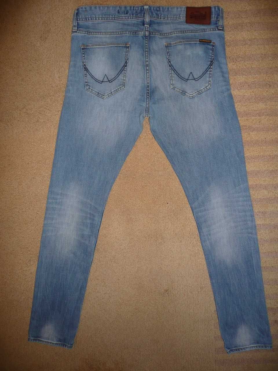 Spodnie dżinsy SUPERDRY W36/L34=47/110cm jeansy