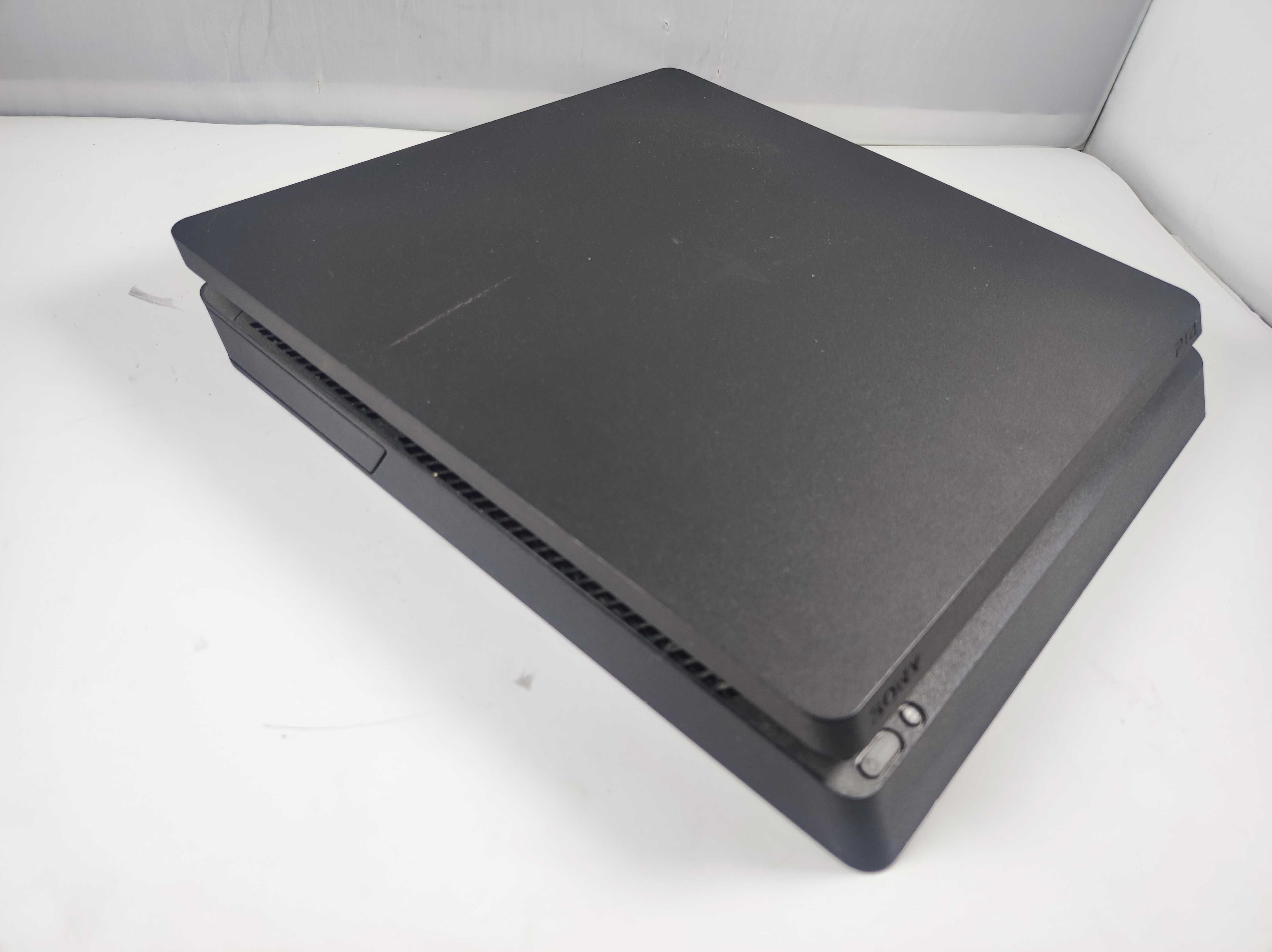 Konsola PS4 SLIM 500GB + pad