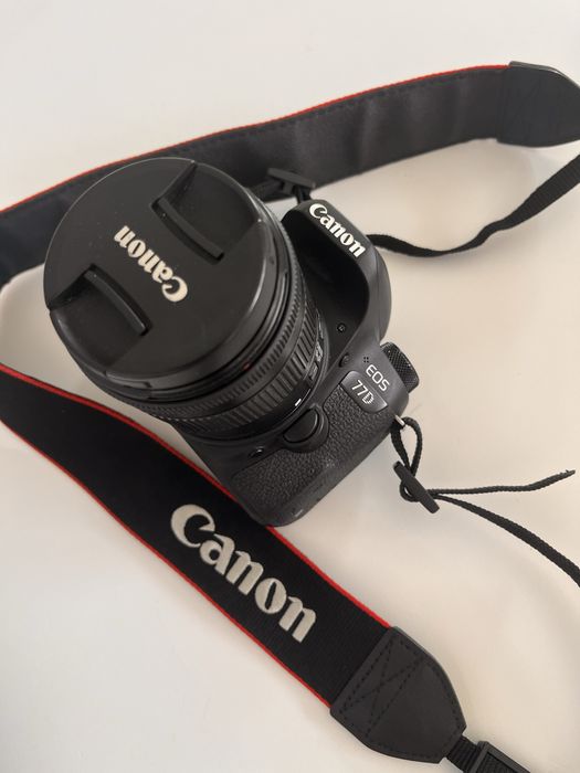 Canon 77D + 18-55mm