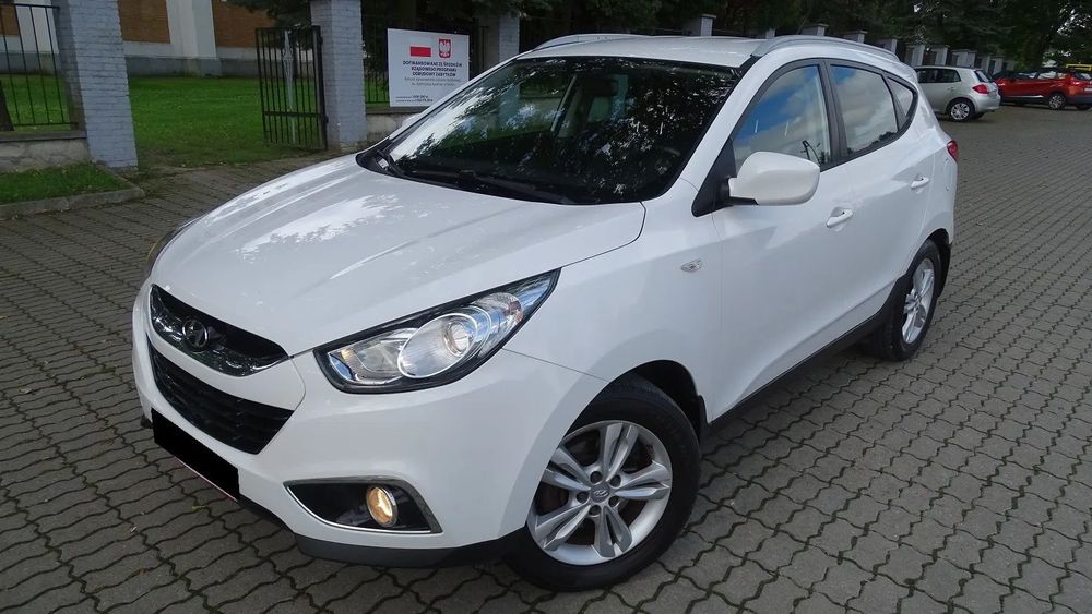 Hyundai ix35 HYUNDAI IX 35 1,6 BENZYNA,klima,alu,elektryka,czujniki,radio,abs