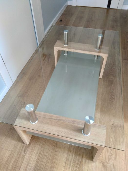 Szklany stolik kawowy