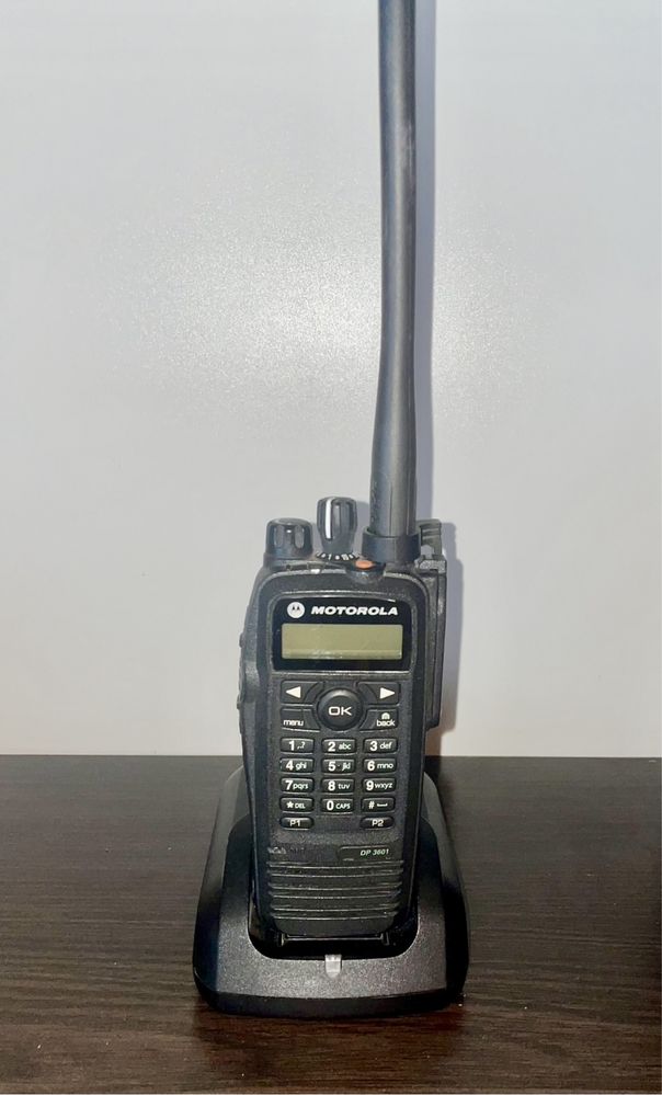 Рація радіостанція цифро-аналогова MOTOROLA DP3601 VHF