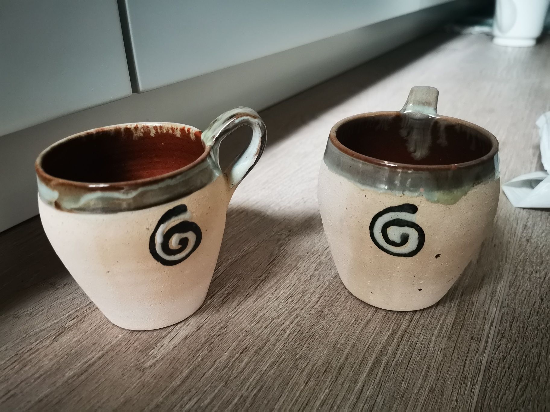 Czarki ceramiczne na miód herbatę PRL komplet