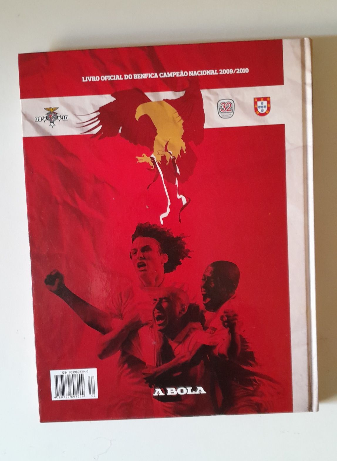 Livro Benfica campeão 2009/10 do jornal A Bola