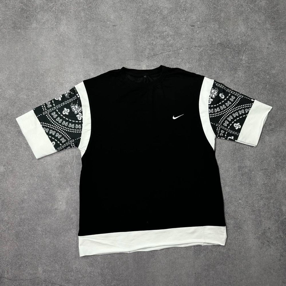 Шикарні оверсайз футболки Nike