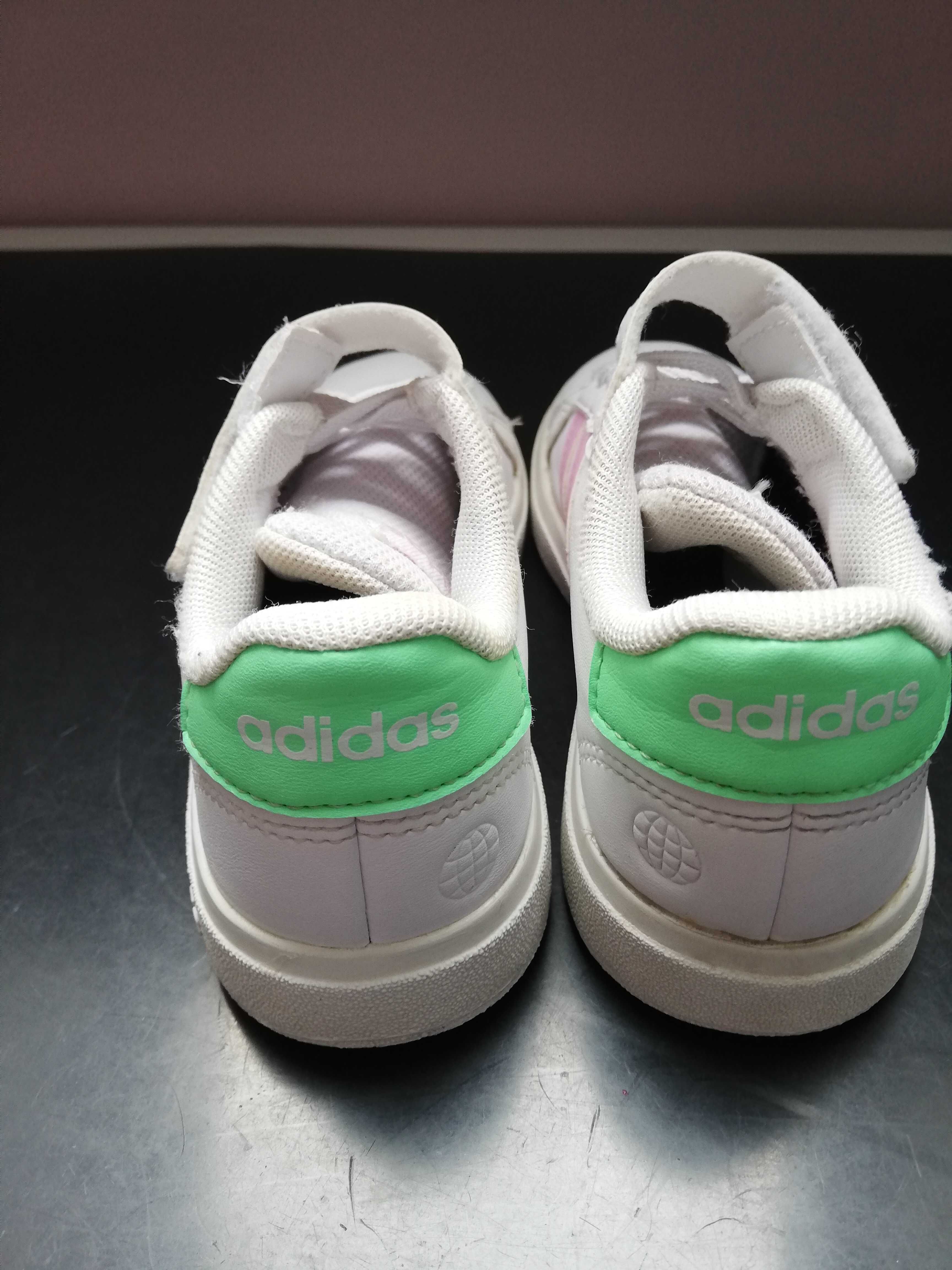 Buty dla dziewczynki adidas dziewczęce roz. 29