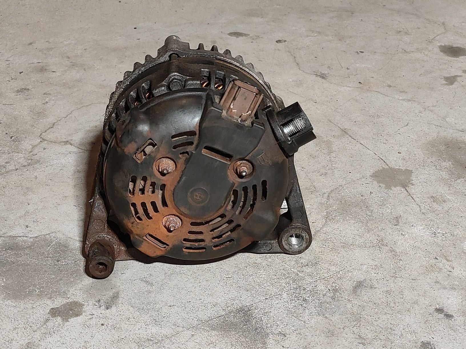 Volvo V50  mazda 3 focus 1.6 , 2.0 D alternator 150 A Denso GM i inne