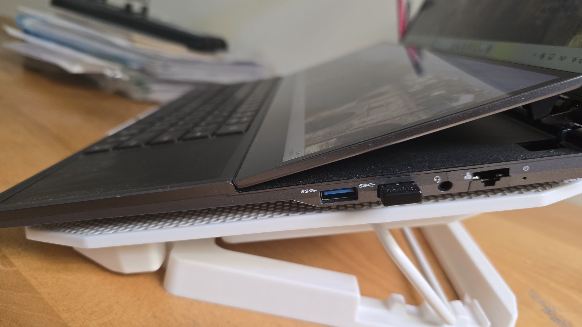 Ninkear DS16 – 2 дисплея, Intel Core I7-10870H и 32 ГБ RAM/1 ТБ SSD