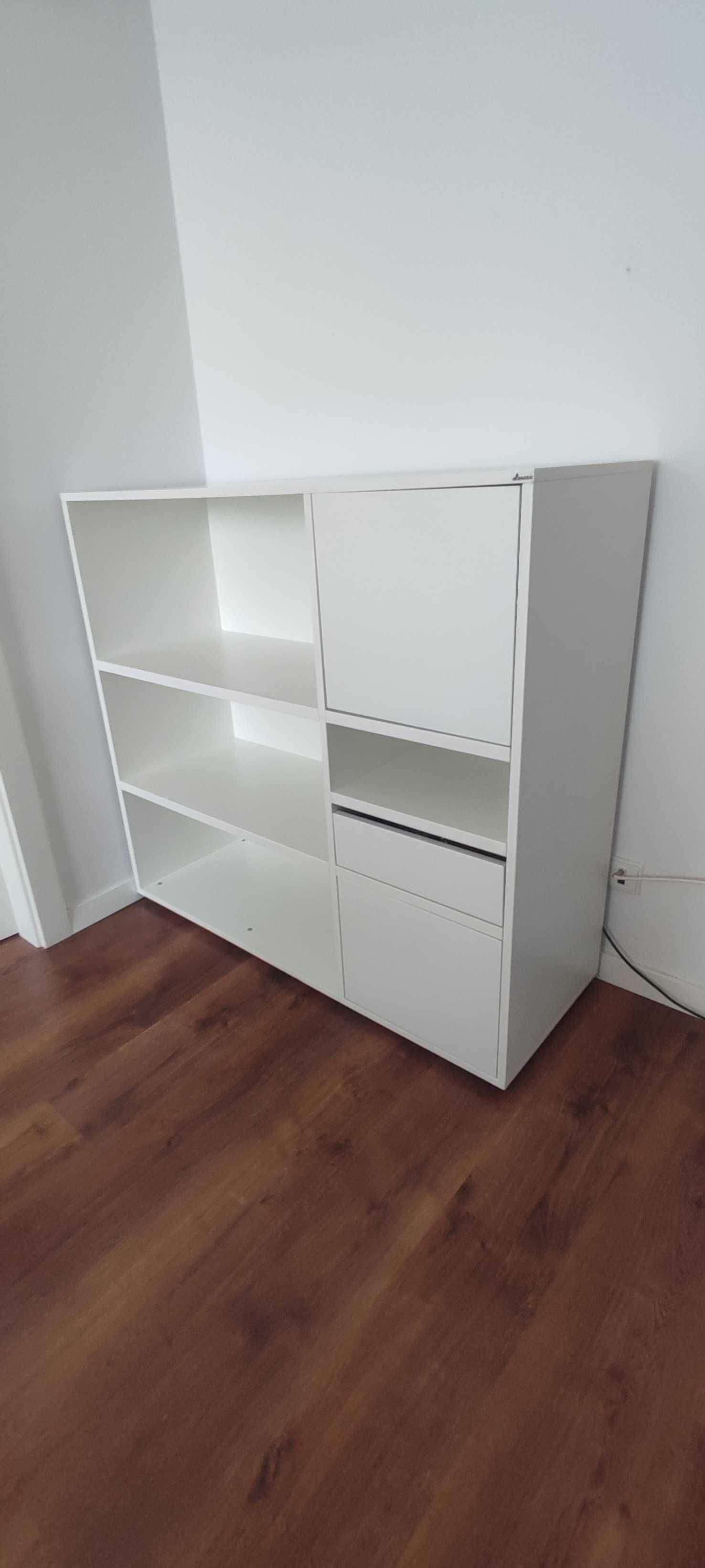 szafki niskie różne rodzaje