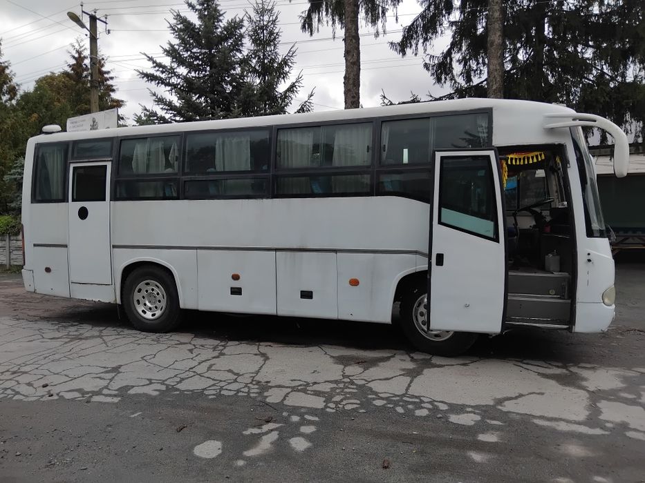 Продам пасажирський автобус