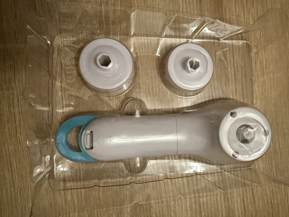 Щітка масажна для чищення обличчя та тіла Spin Spa Face