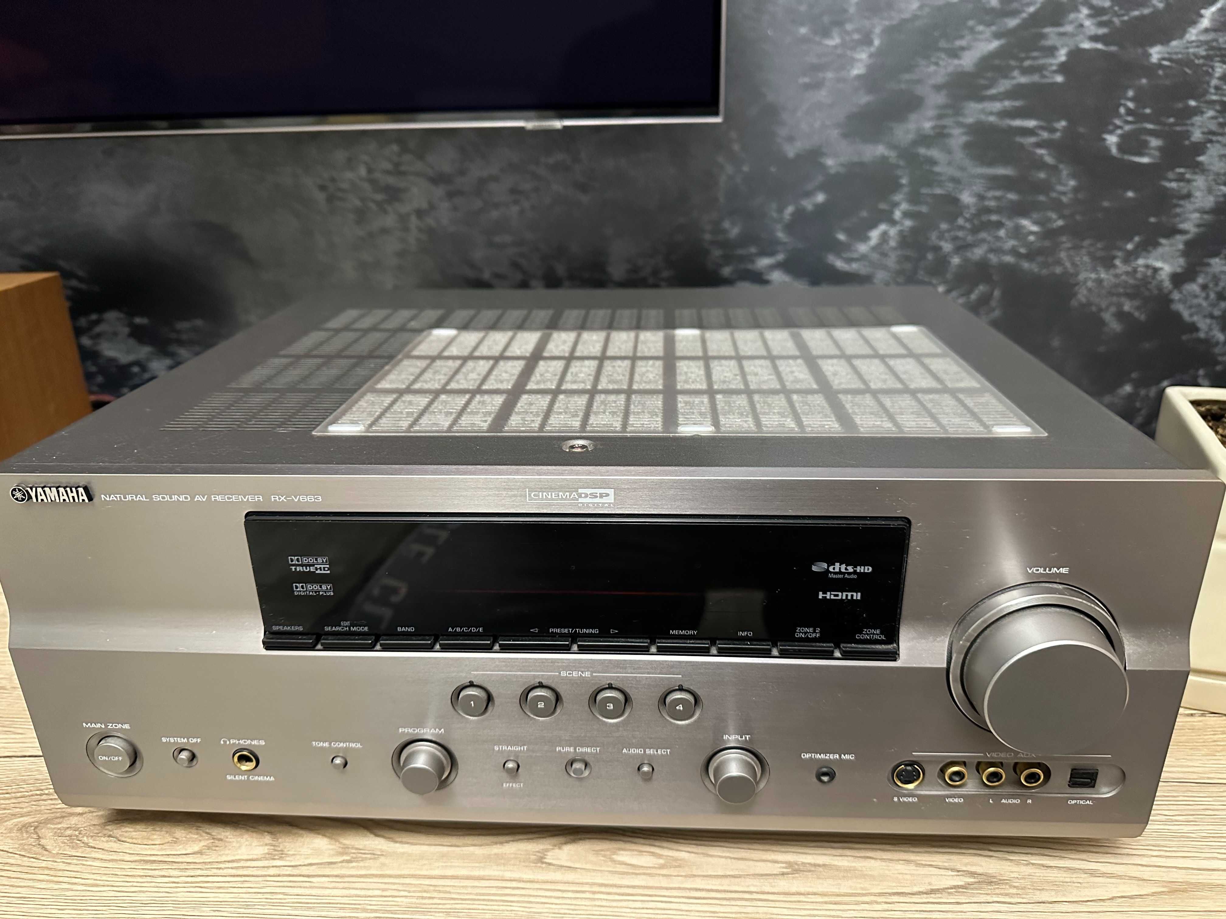 Amplituner kina domowego Yamaha RX-V663