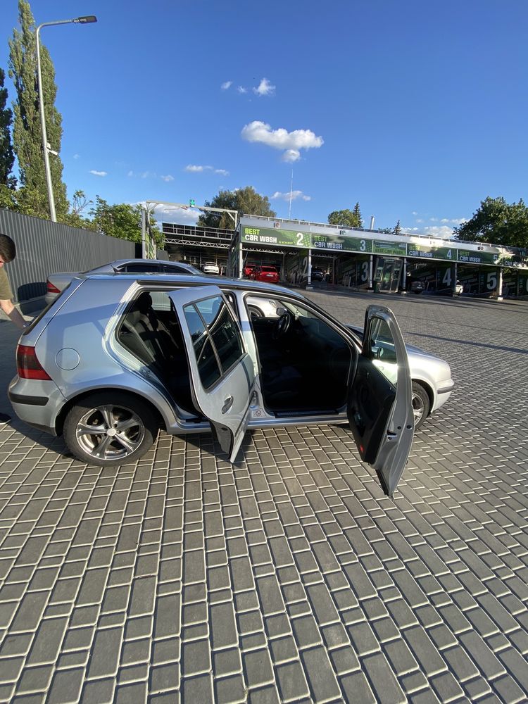 Продам авто GOLF