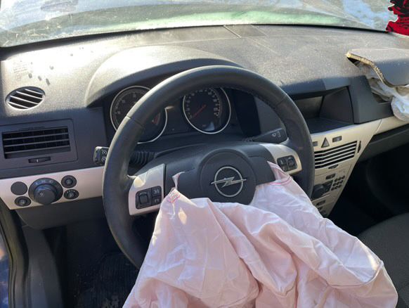 авто після аварії с документами все добре писати чи дзвонити на vaiber