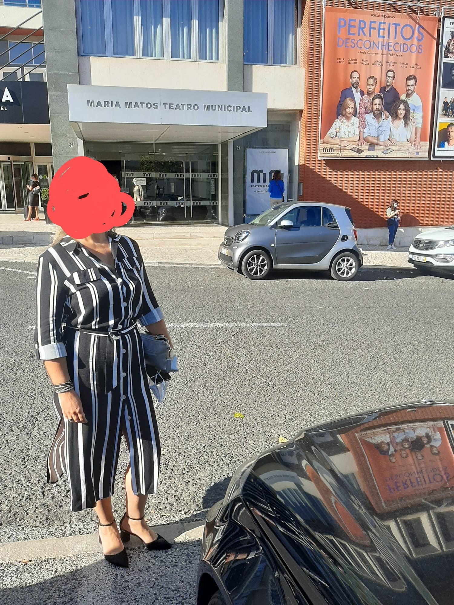 Vendo vestido preto e branco, usado