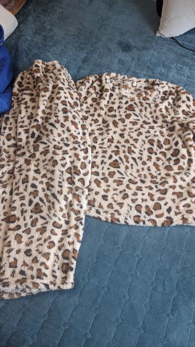 Продам костюм женский XL