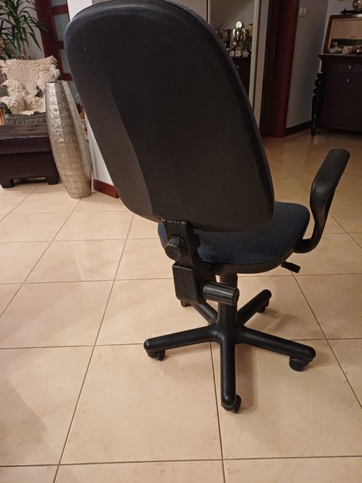 Sprzedam fotel biurowy