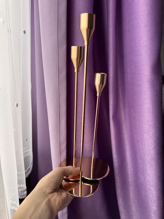 Підсвічники золоті срібні акрилові скляні