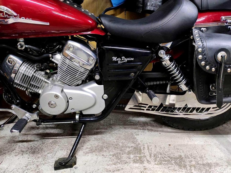 Osłona łańcucha do motocykla Honda Shadow 125