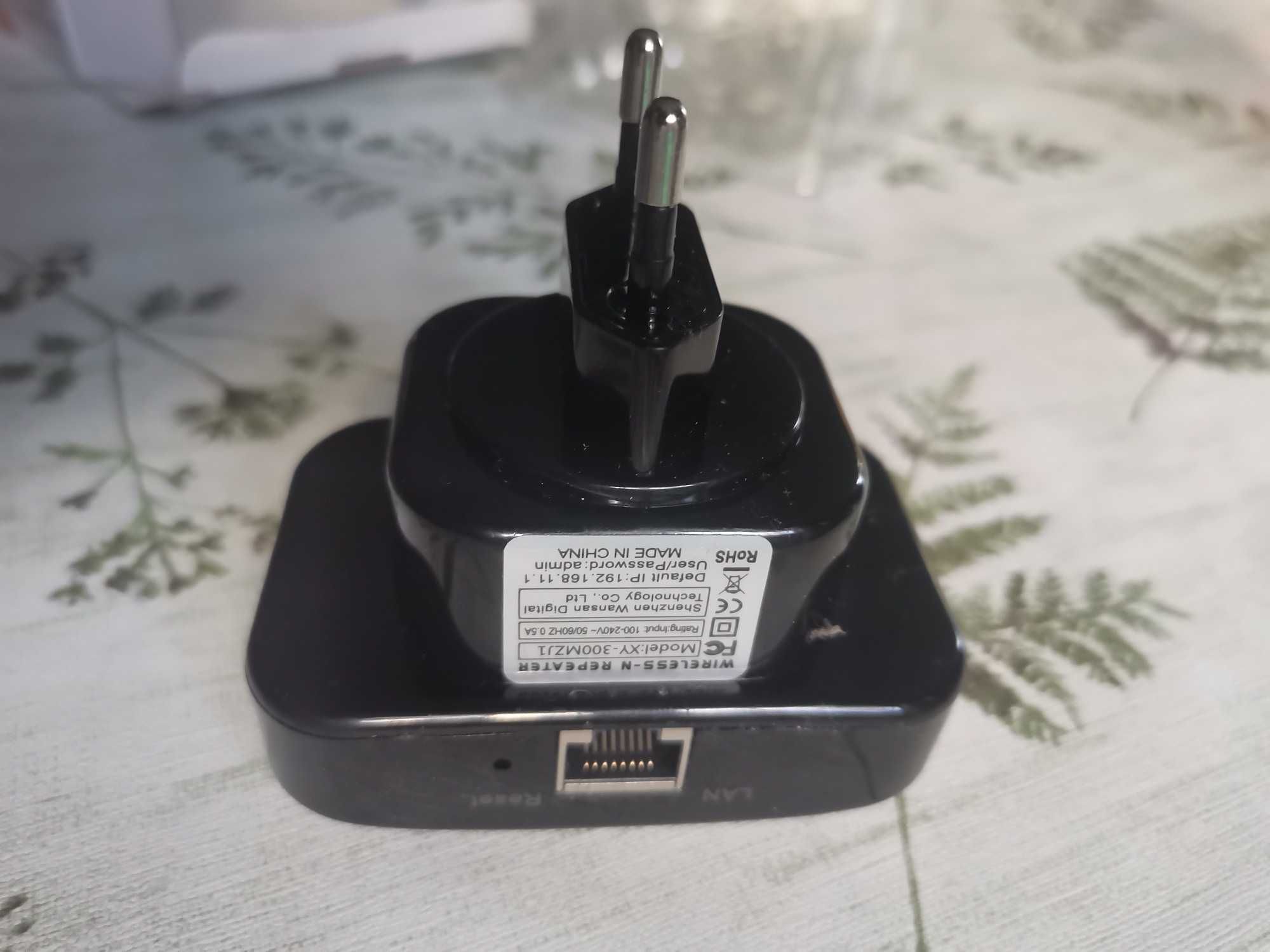 wzmacniacz przedłużacz sygnału wireless wifi repeater