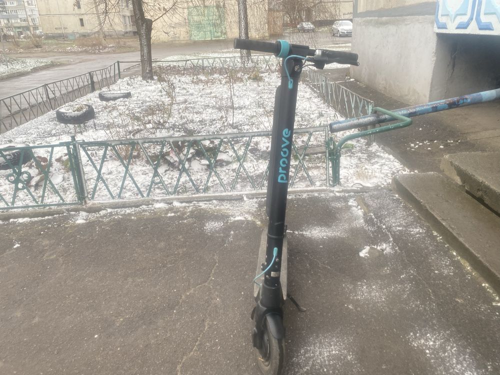 Самокат proove X-city pro Black/Blue  в новом состоянии СРОЧНО