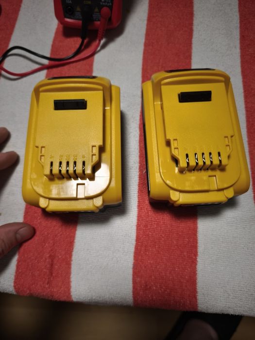 DCB184 de iões de lítio recarregável de 18 V com uma capacidade de 8,0