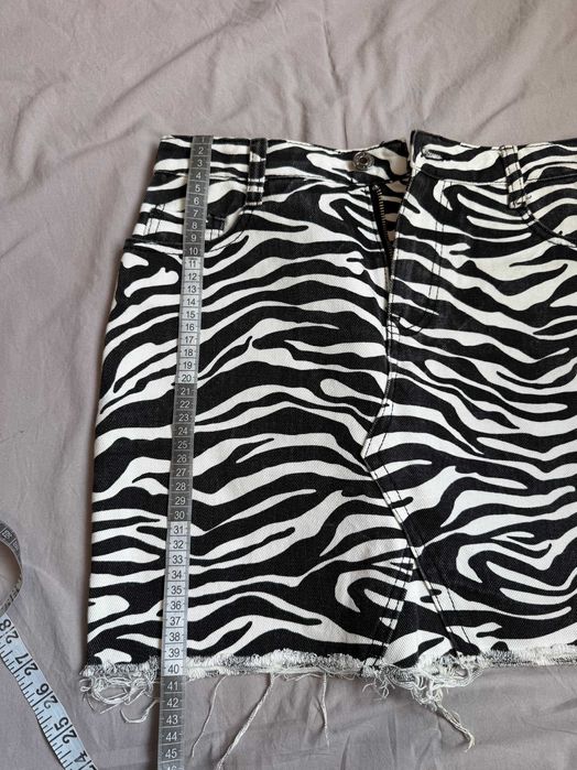 Міні-спідниця зебра, джинс, розмір M (EUR 38)